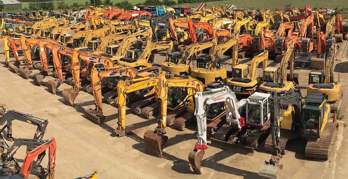 construction equipment rental yard